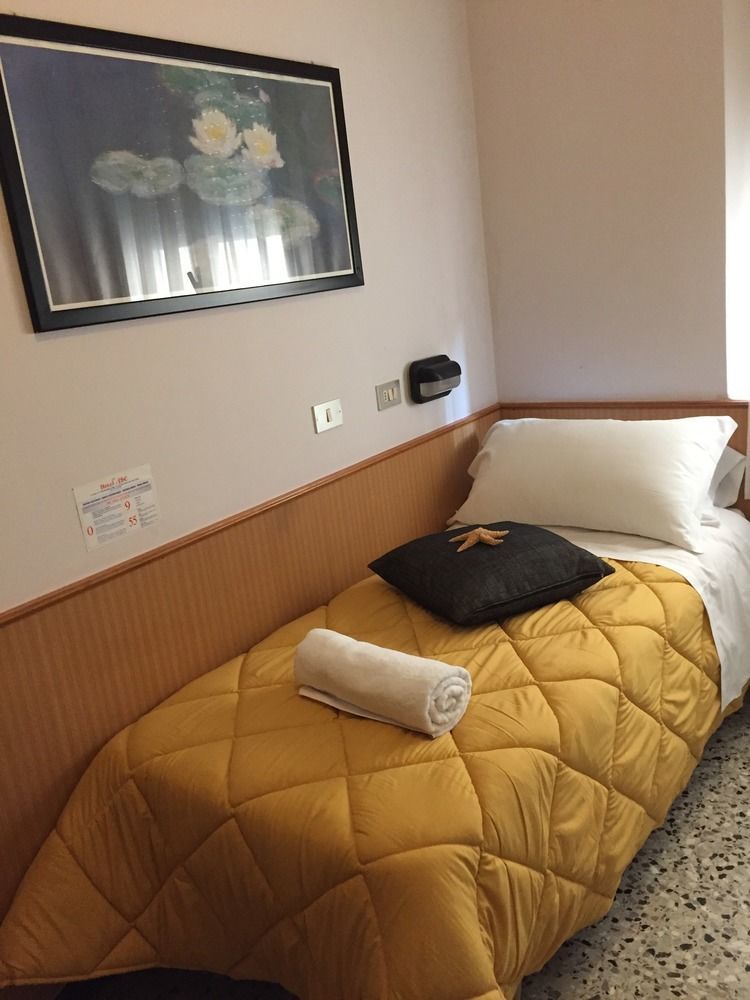 רימיני Abc Hotel מראה חיצוני תמונה